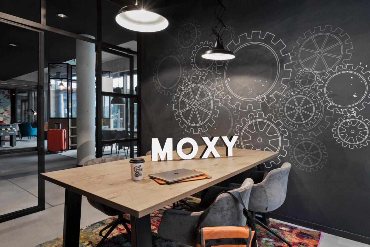 Moxy Hamburg Altona Hotel Exterior foto